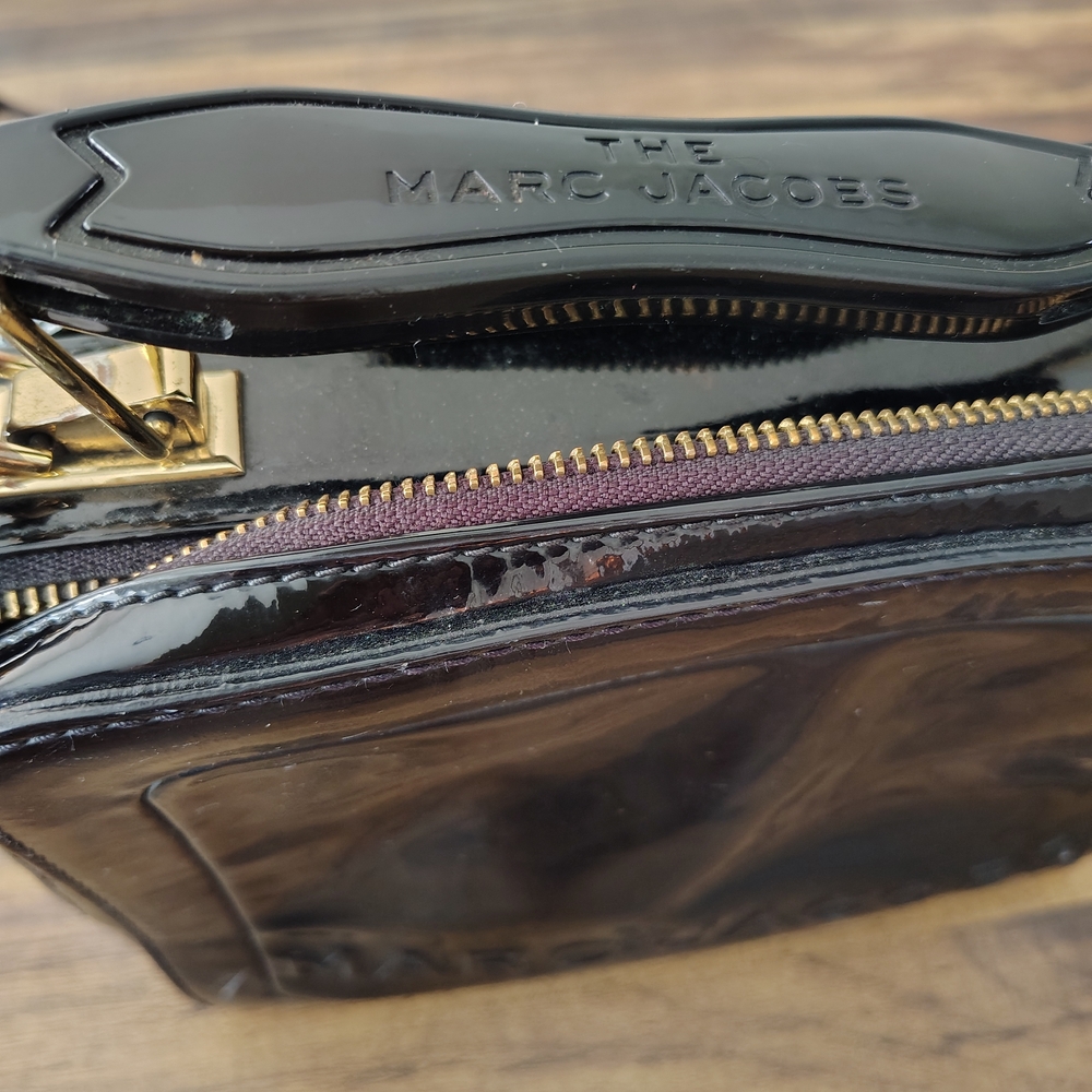 Marc Jacobs Black Patent Leather Crossbody Bag - Picture 2 of 8